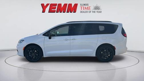 Bright White 2026 Chrysler Pacifica Select AWD