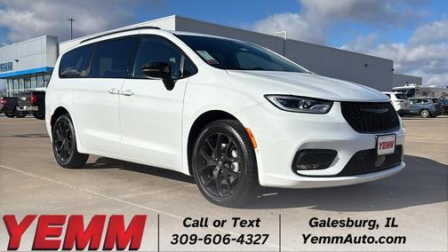 2026 Chrysler Pacifica Select AWD