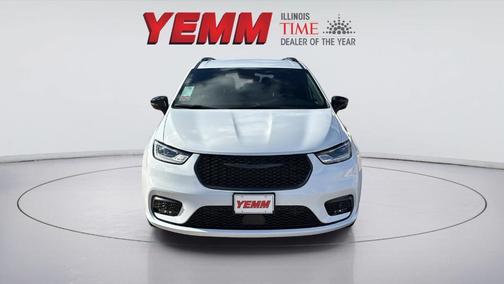 Bright White 2026 Chrysler Pacifica Select AWD