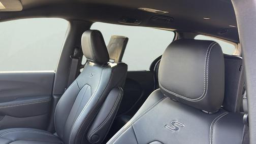 Bright White 2026 Chrysler Pacifica Select AWD