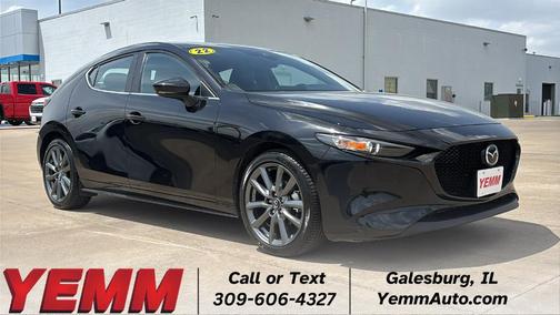 2022 Mazda Mazda3 FWD w/Preferred Package