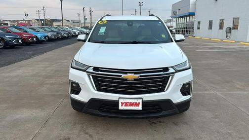 2023 Chevrolet Traverse LT Leather