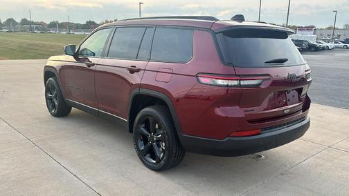 2025 Jeep Grand Cherokee L Laredo