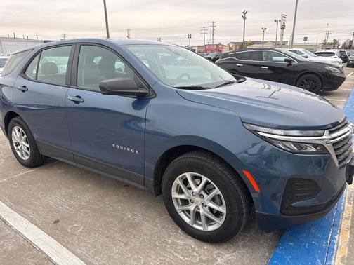 2024 Chevrolet Equinox LS