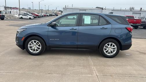 2024 Chevrolet Equinox LS