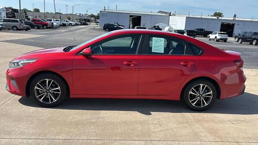 2023 Kia Forte LXS