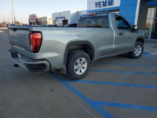 2024 GMC Sierra 1500 Pro