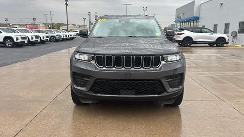 2023 Jeep Grand Cherokee Laredo
