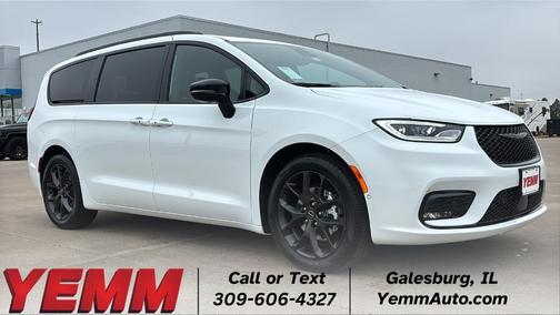 2026 Chrysler Pacifica Limited