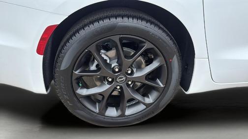 Bright White 2026 Chrysler Pacifica Limited