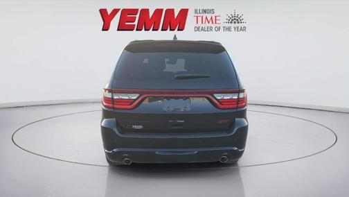 DB Black Crystal Clearcoat 2026 Dodge Durango GT