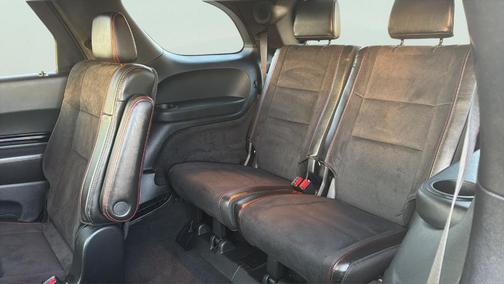 DB Black Crystal Clearcoat 2026 Dodge Durango GT