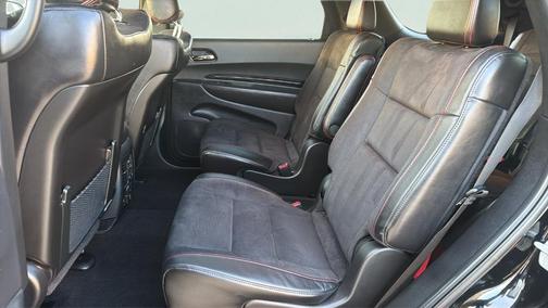 DB Black Crystal Clearcoat 2026 Dodge Durango GT