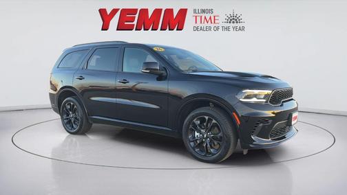 DB Black Crystal Clearcoat 2026 Dodge Durango GT