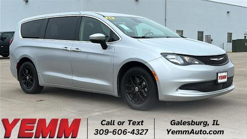 2023 Chrysler Voyager LX