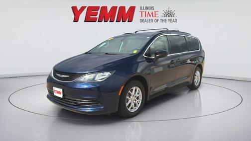 Jazz Blue Pearlcoat 2020 Chrysler Voyager LXI