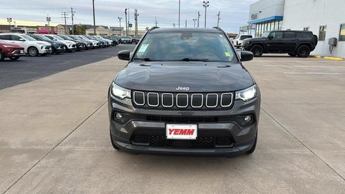 2022 Jeep Compass Latitude