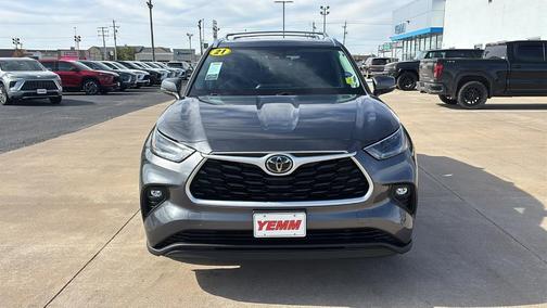 2021 Toyota Highlander XLE