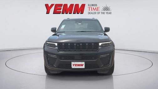 Diamond Black 2026 Jeep Grand Cherokee Summit 4x4