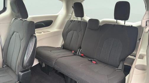 2020 Chrysler Pacifica Touring