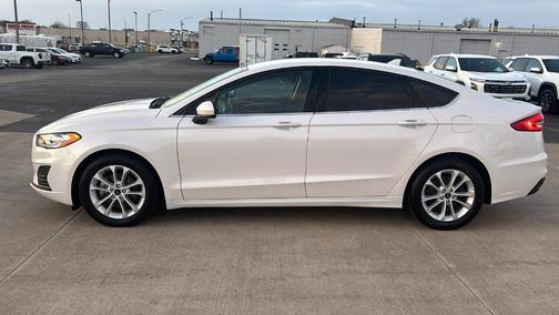 2020 Ford Fusion SE