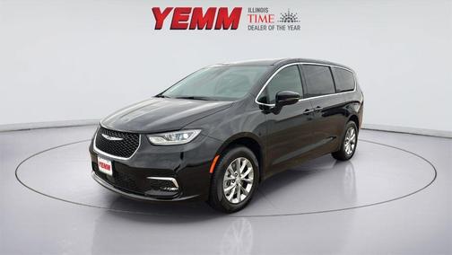 2026 Chrysler Pacifica Select AWD
