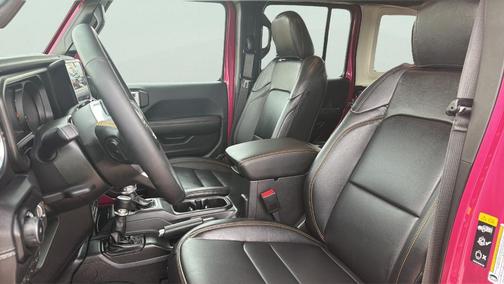 Limited Edition Tuscadero Pearlcoat 2024 Jeep Wrangler Sahara