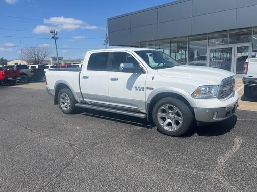 2016 RAM 1500 Laramie