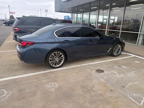 2023 BMW 530 i xDrive