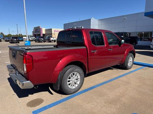 Red 2019 Nissan Frontier SV