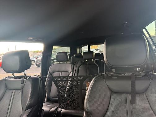 Metallic 2022 Jeep Wagoneer Series II