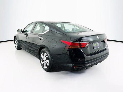 2021 Nissan Altima S FWD