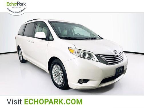 2015 Toyota Sienna XLE