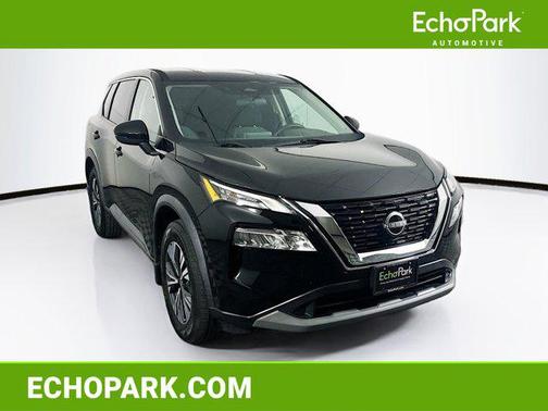 Super Black 2022 Nissan Rogue SV