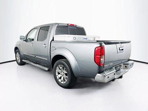 Gun Metallic 2019 Nissan Frontier SL