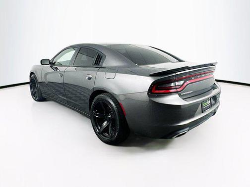 2017 Dodge Charger SE