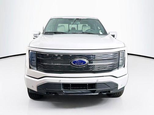 2023 Ford F-150 Lightning Platinum