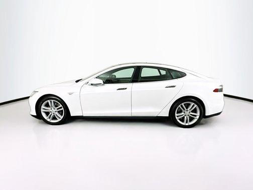 2016 Tesla Model S 90D