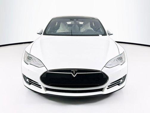 2016 Tesla Model S 90D