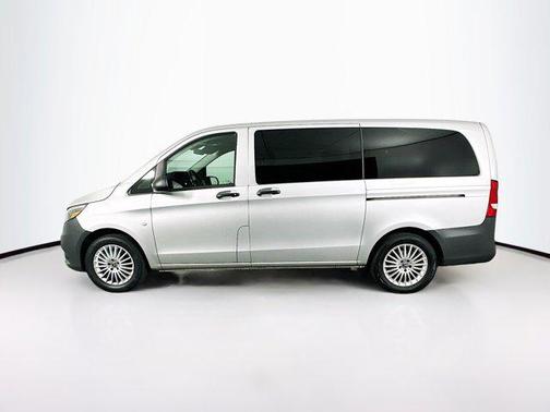 2021 Mercedes-Benz Metris Base