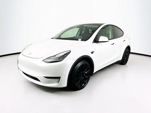 2022 Tesla Model Y Long Range Dual Motor All-Wheel Drive