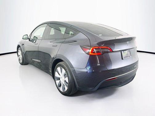 2024 Tesla Model Y Long Range Dual Motor All-Wheel Drive