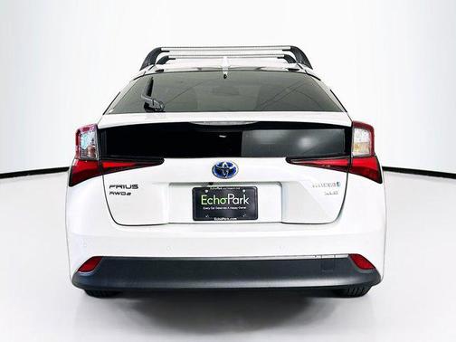 2022 Toyota Prius XLE
