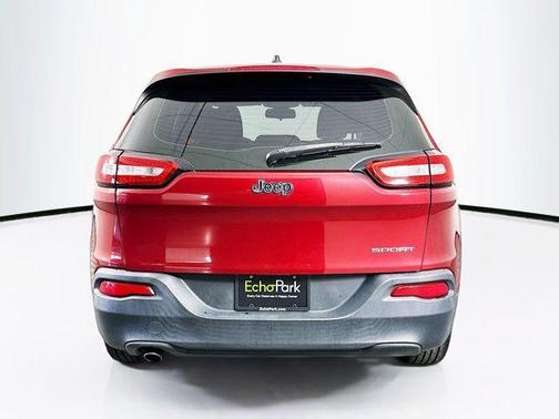 2016 Jeep Cherokee Sport