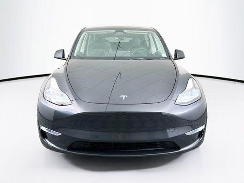 2024 Tesla Model Y Long Range Dual Motor All-Wheel Drive