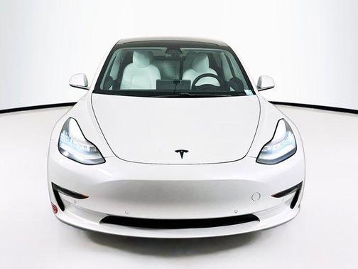 2019 Tesla Model 3 Standard Range
