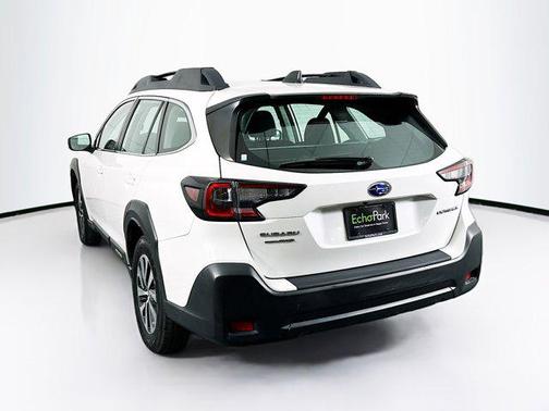 2023 Subaru Outback Base