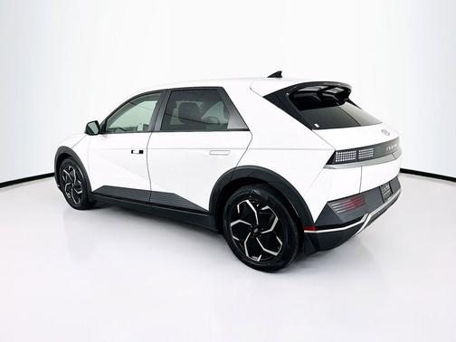 Atlas White 2024 Hyundai IONIQ 5 SEL