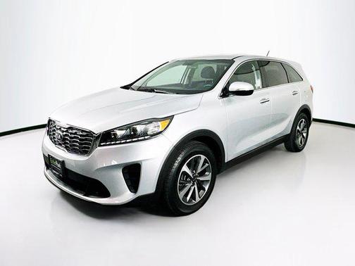 2020 Kia Sorento LX