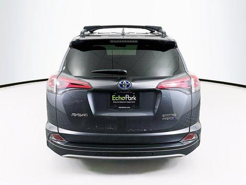 2017 Toyota RAV4 Hybrid Limited